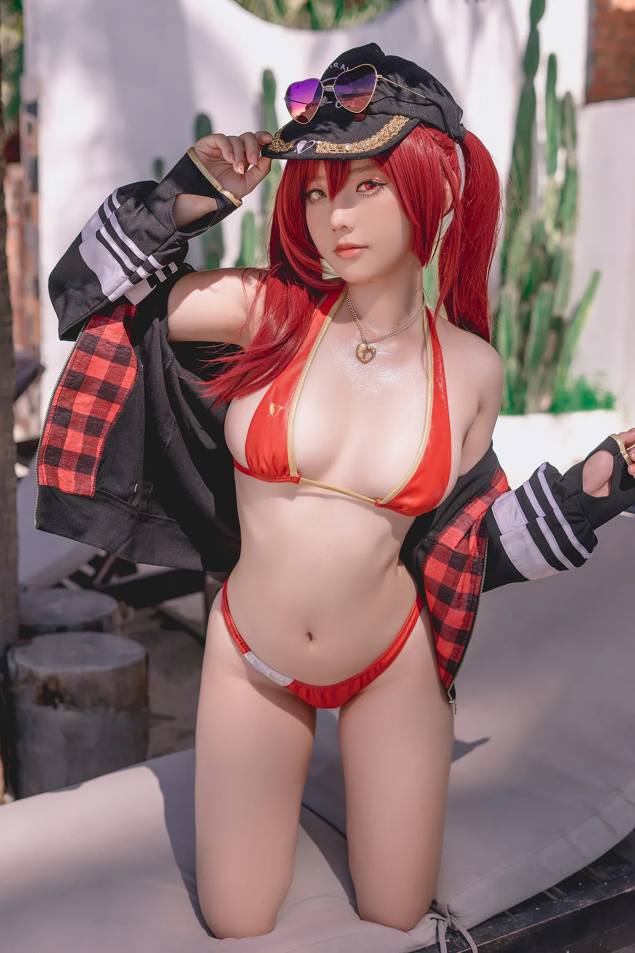 Messie Huang - Marine Houshou-erohere0.webp